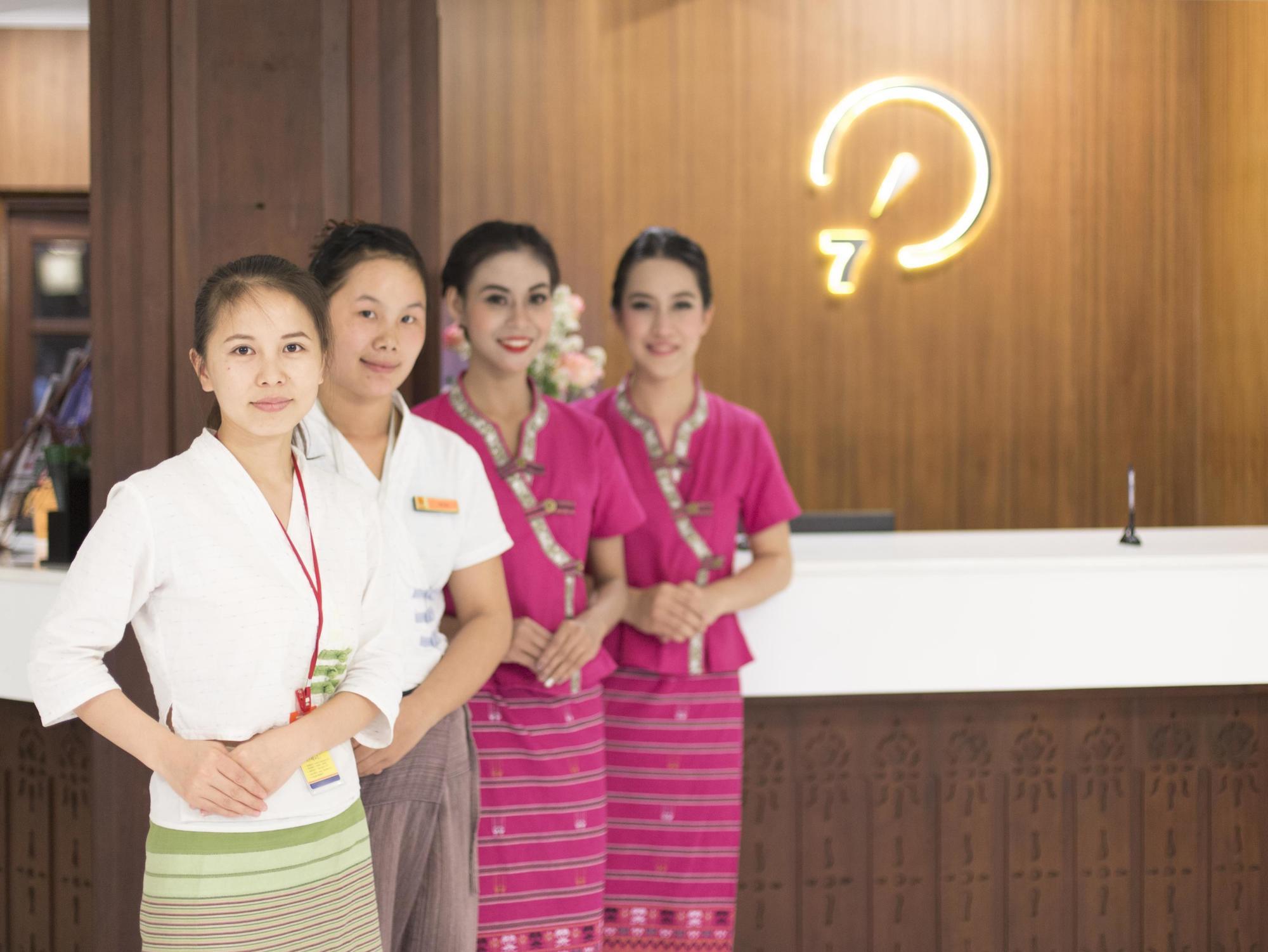 Chiang Roi 7 Days Inn Chiang Mai Dış mekan fotoğraf