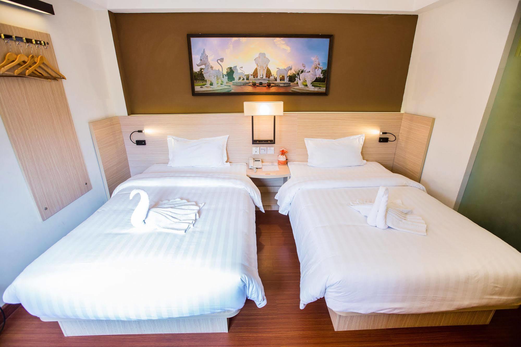 Chiang Roi 7 Days Inn Chiang Mai Dış mekan fotoğraf