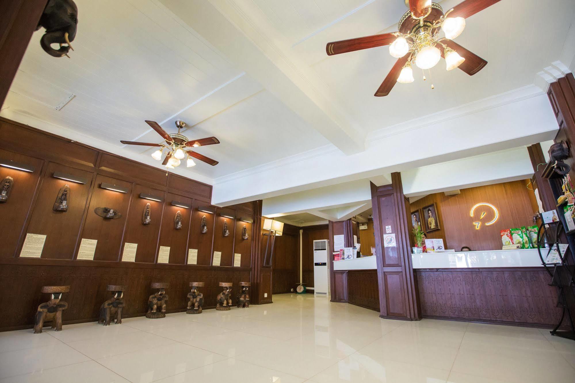 Chiang Roi 7 Days Inn Chiang Mai Dış mekan fotoğraf