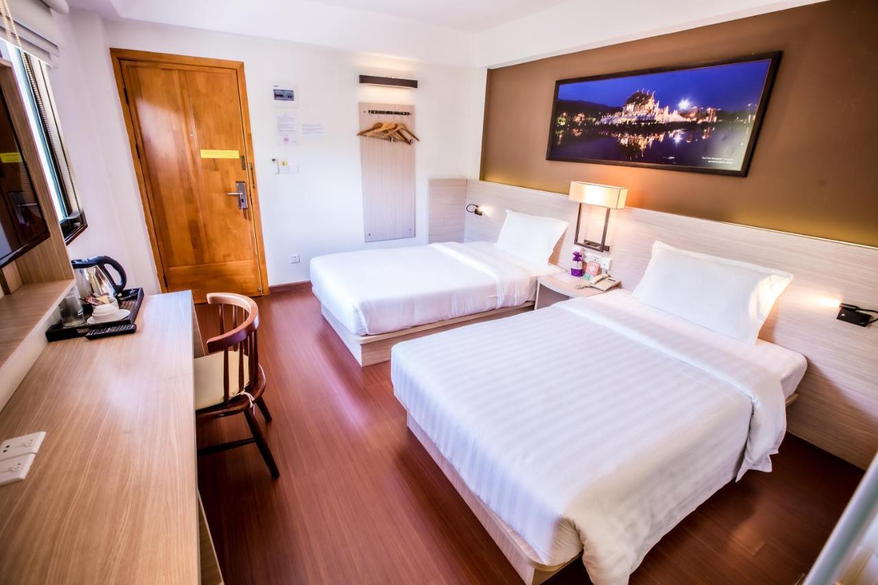 Chiang Roi 7 Days Inn Chiang Mai Dış mekan fotoğraf